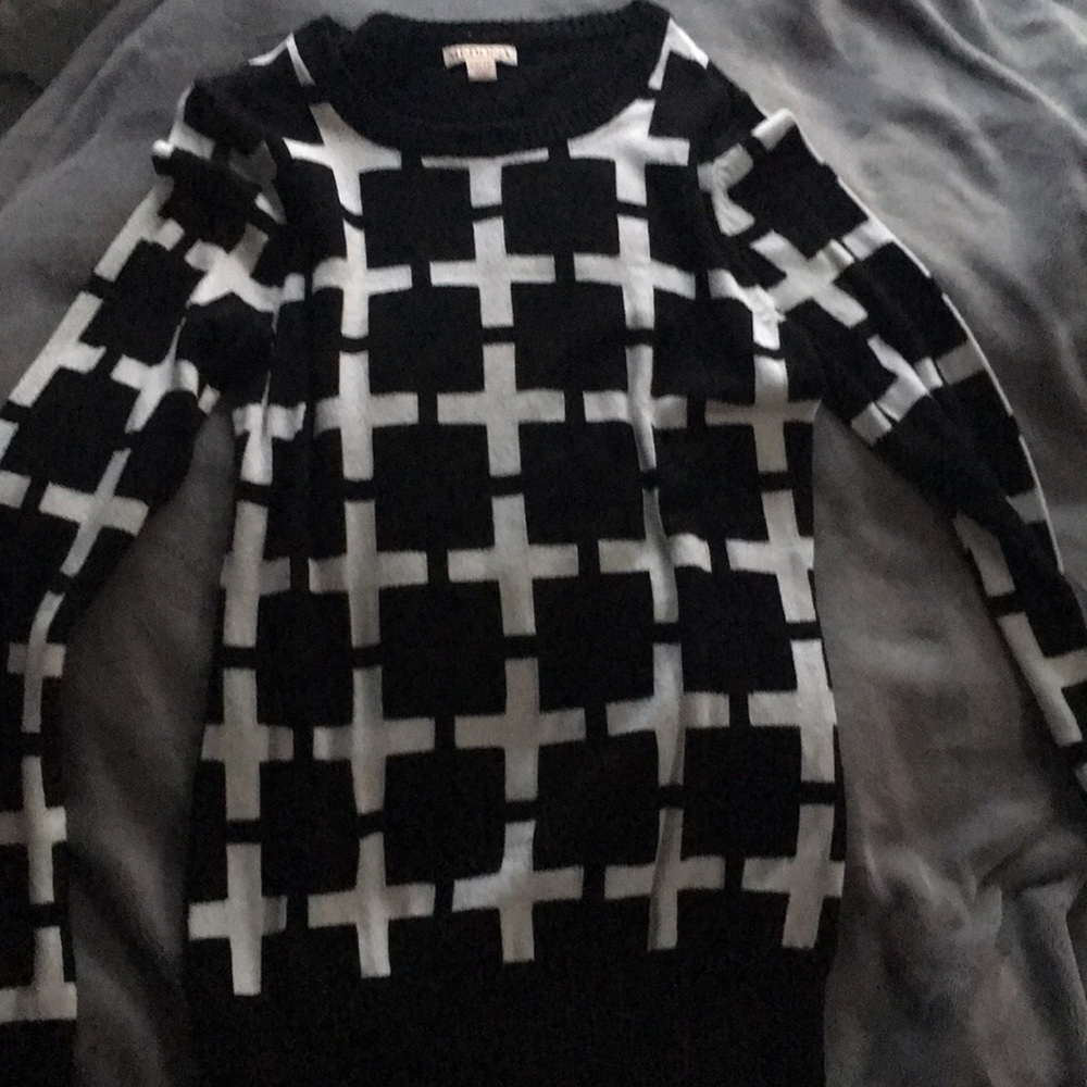 Target cross cross sweater